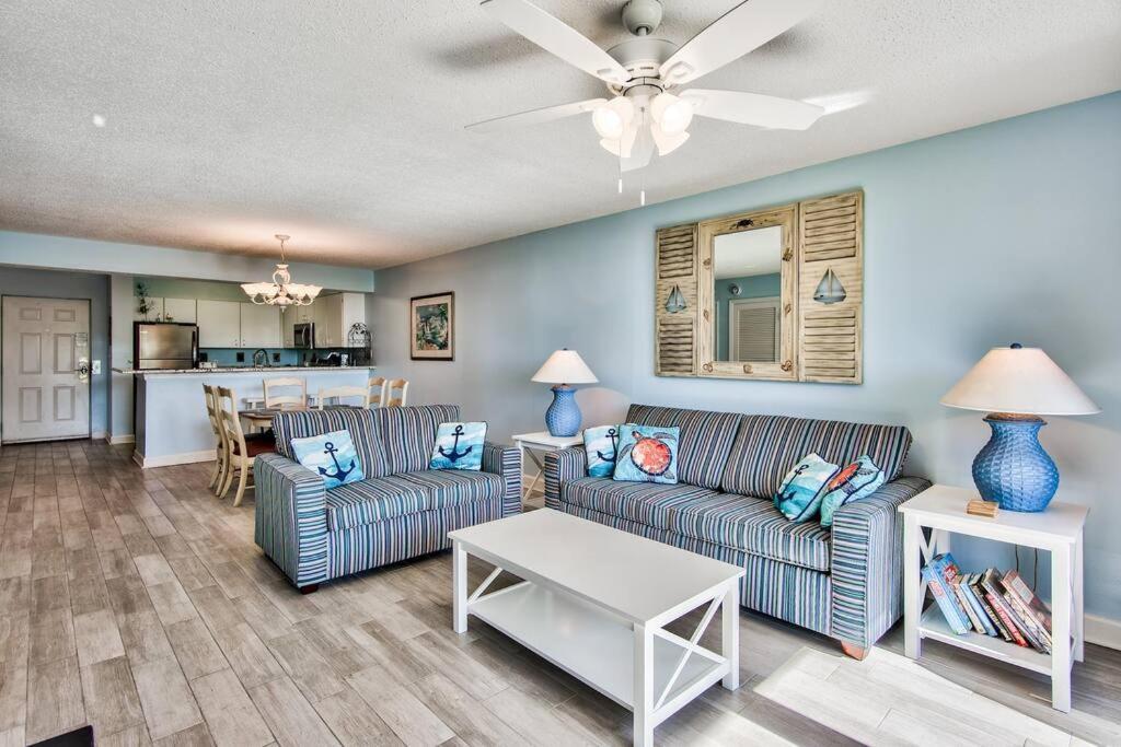 Pelican Beach Resort-Walkout Unit-On The Beach Destin Exteriör bild