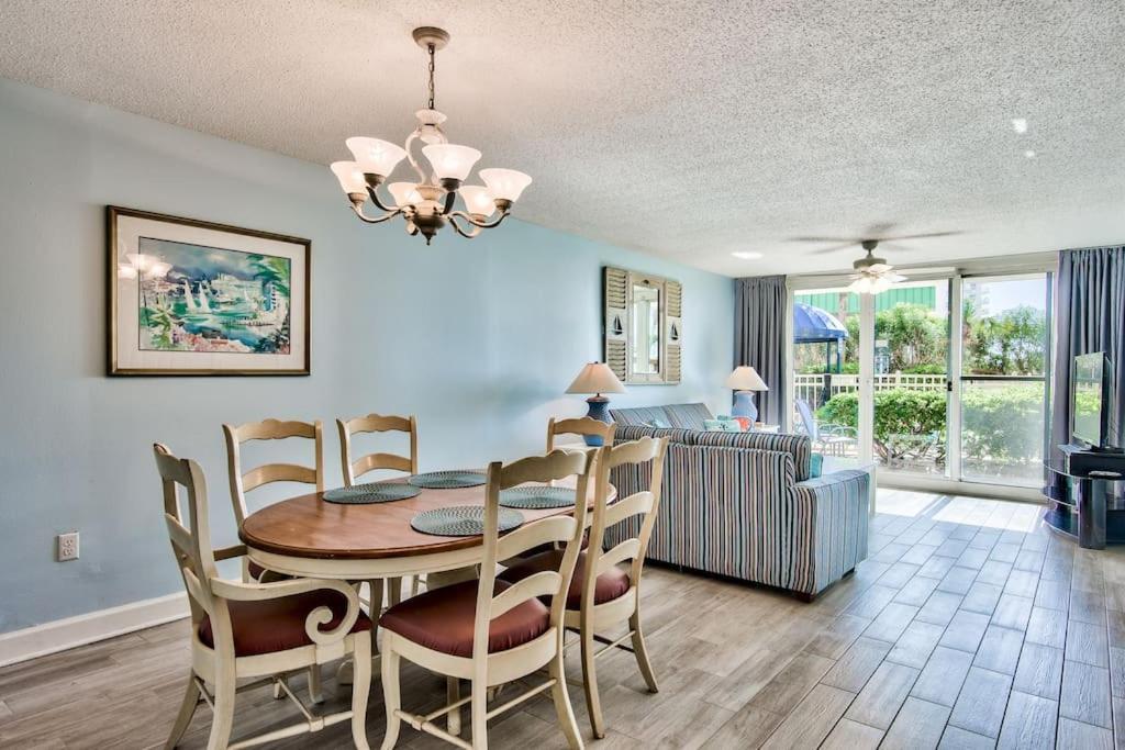 Pelican Beach Resort-Walkout Unit-On The Beach Destin Exteriör bild