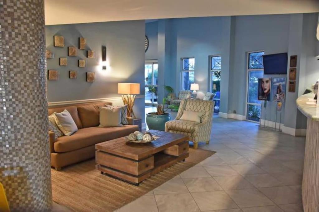 Pelican Beach Resort-Walkout Unit-On The Beach Destin Exteriör bild