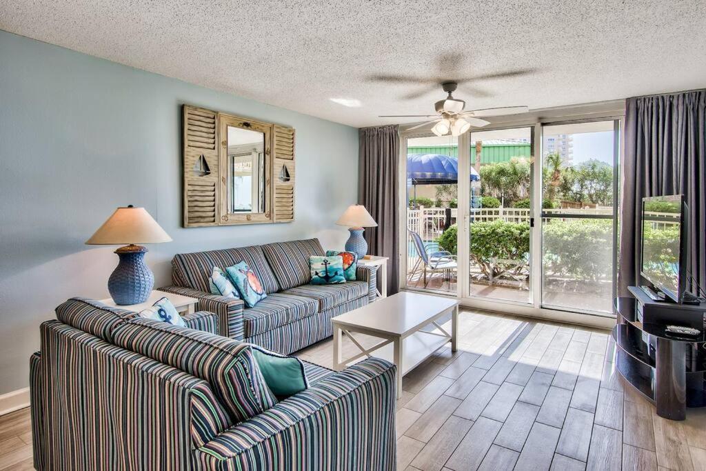 Pelican Beach Resort-Walkout Unit-On The Beach Destin Exteriör bild